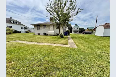 407 Vine St, Connellsville, PA 15425 - Photo 4