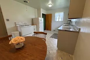407 Vine St, Connellsville, PA 15425 - Photo 14