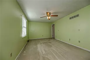 369 Nature Trail Ln, Murrysville, PA 15668 - Photo 16