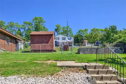 1117 Broughton Rd, South Park, PA 15236 - Photo 32