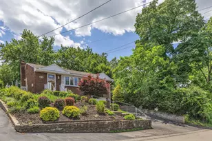 414 Audrey Dr, Pittsburgh, PA 15236 - Photo 2