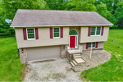 104 Maplewood Ave, Carmichaels-Cumberland, PA 15320 - Photo 1