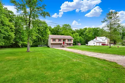 104 Maplewood Ave, Carmichaels-Cumberland, PA 15320 - Photo 30