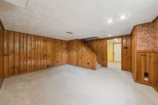 270 Roycroft Ave, Pittsburgh, PA 15234 - Photo 16
