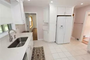 112 White Oak Dr, Twp of But SE, PA 16001 - Photo 10