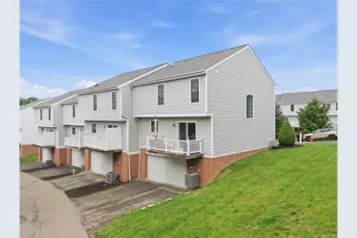 328 Trotwood Dr, Robinson Twp, PA 15108 - Photo 32