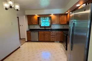 200 Bonita Dr, Hempfield Township, PA 15601 - Photo 8