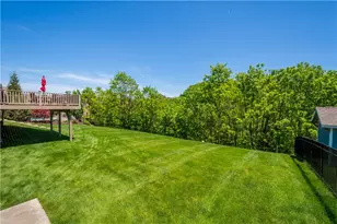 320 Hedgerow Dr, Peters Township, PA 15367 - Photo 46