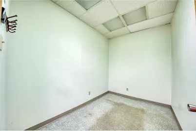 5614 Verona Rd, Pittsburgh, PA 15147 - Photo 12