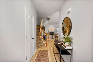 903 Royal Ct, North Strabane, PA 15317 - Photo 4
