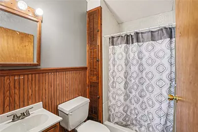 511 Portersville Rd, Perry Township, PA 16117 - Photo 12