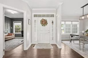 212 Pinnacle Ct, Adams Township, PA 16059 - Photo 2