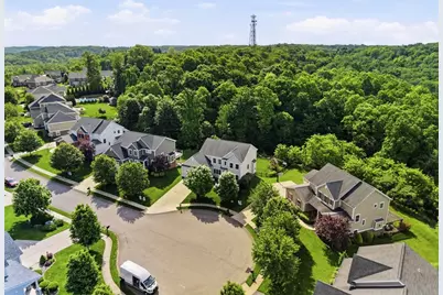 212 Pinnacle Ct, Adams Township, PA 16059 - Photo 28