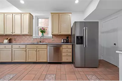 531 Coyne Ter, Pittsburgh, PA 15207 - Photo 16