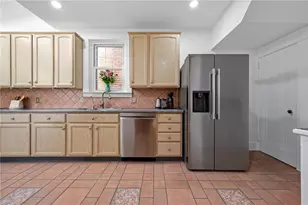 531 Coyne Terrace, Pittsburgh, PA 15207 - Photo 16