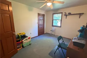 902 Central Dr, New Eagle, PA 15067 - Photo 26