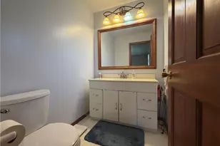 902 Central Dr, New Eagle, PA 15067 - Photo 22