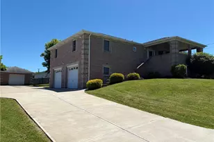 902 Central Dr, New Eagle, PA 15067 - Photo 1