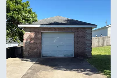 902 Central Dr, New Eagle, PA 15067 - Photo 6