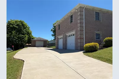 902 Central Dr, New Eagle, PA 15067 - Photo 40