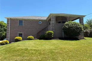 902 Central Dr, New Eagle, PA 15067 - Photo 2