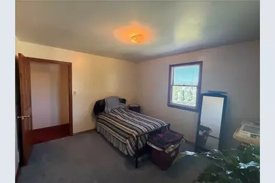 902 Central Dr, New Eagle, PA 15067 - Photo 28