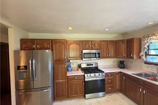 902 Central Dr, New Eagle, PA 15067 - Photo 8