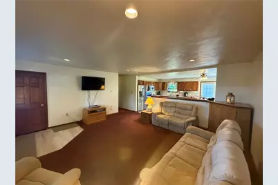 902 Central Dr, New Eagle, PA 15067 - Photo 12