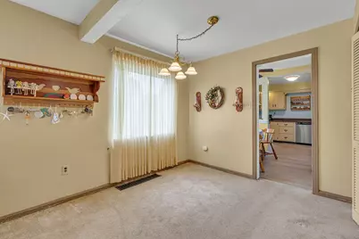 2024 Circle Dr, Hopewell Township, PA 15001 - Photo 8