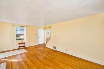 130 Alameda Road, Twp of But NW, PA 16001 - Photo 10