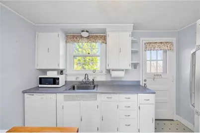 130 Alameda Road, Twp of But NW, PA 16001 - Photo 14