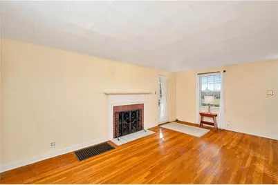 130 Alameda Road, Twp of But NW, PA 16001 - Photo 8