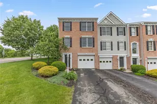101 Castle View Dr, Kennedy Township, PA 15136 - Photo 1
