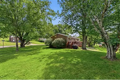 208 Parkwood Circle, Cecil, PA 15317 - Photo 28