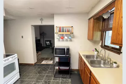 1190 Leeds Avenue, Monessen, PA 15062 - Photo 14