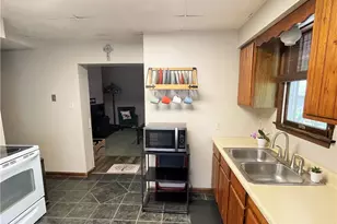 1190 Leeds Ave, Monessen, PA 15062 - Photo 14
