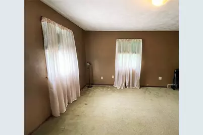 1190 Leeds Avenue, Monessen, PA 15062 - Photo 22
