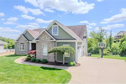 2026 Stone Bridge Ct, Manor, PA 15636 - Photo 2