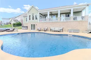 2026 Stone Bridge Ct, Manor, PA 15636 - Photo 4