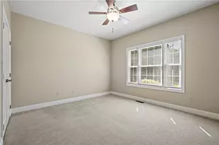126 Lipinwood Dr, Chippewa Township, PA 15010 - Photo 28