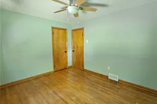19 Woodrow St, Twp of But NE, PA 16045 - Photo 20