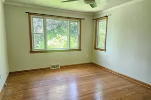 19 Woodrow St, Twp of But NE, PA 16045 - Photo 14
