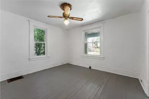 228 W 4th St, Greensburg, PA 15601 - Photo 8