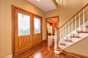 33 Hawthorne Ln, Irwin, PA 15642 - Photo 16