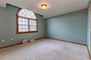 33 Hawthorne Ln, Irwin, PA 15642 - Photo 36