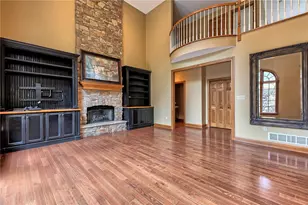 33 Hawthorne Ln, Irwin, PA 15642 - Photo 24