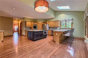 33 Hawthorne Ln, Irwin, PA 15642 - Photo 22