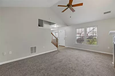 714 Spencer Woods Drive, Pittsburgh, PA 15116 - Photo 8