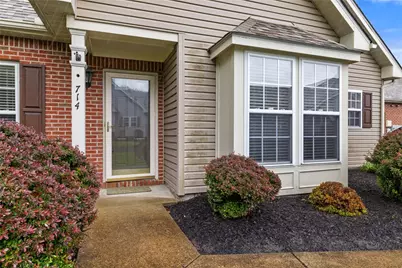 714 Spencer Woods Drive, Pittsburgh, PA 15116 - Photo 4