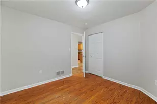 714 Spencer Woods Dr, Pittsburgh, PA 15116 - Photo 18